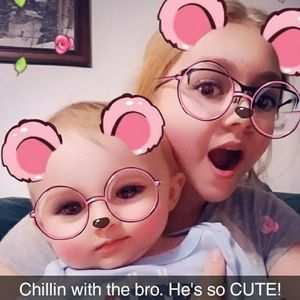 Meet your Posher, Taya